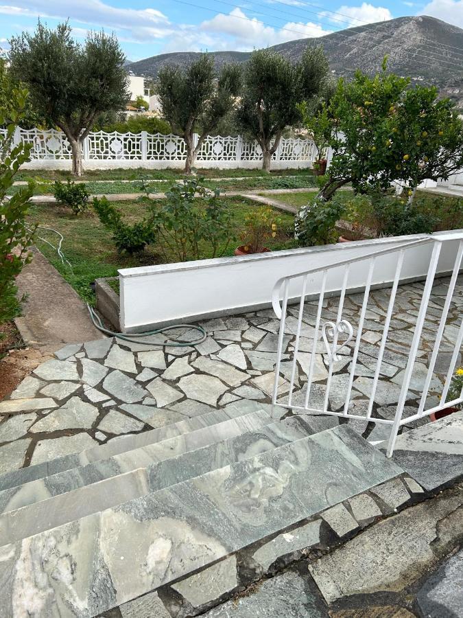 Agapis Residence Kalivia Thorikou Bagian luar foto